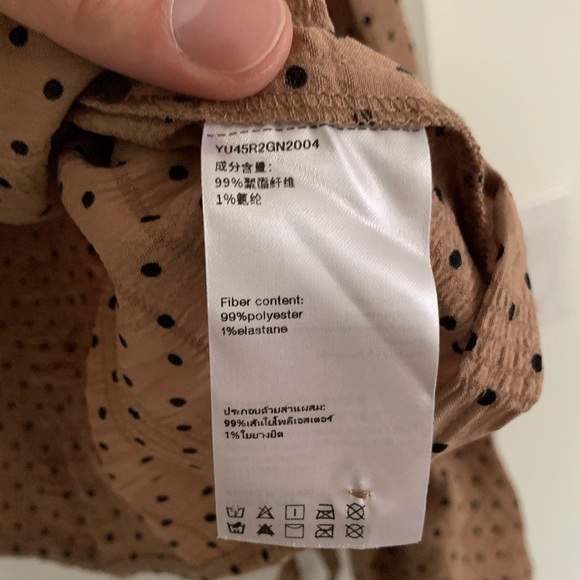 Silky blouses with ruffle collar - Picture 3 of 4